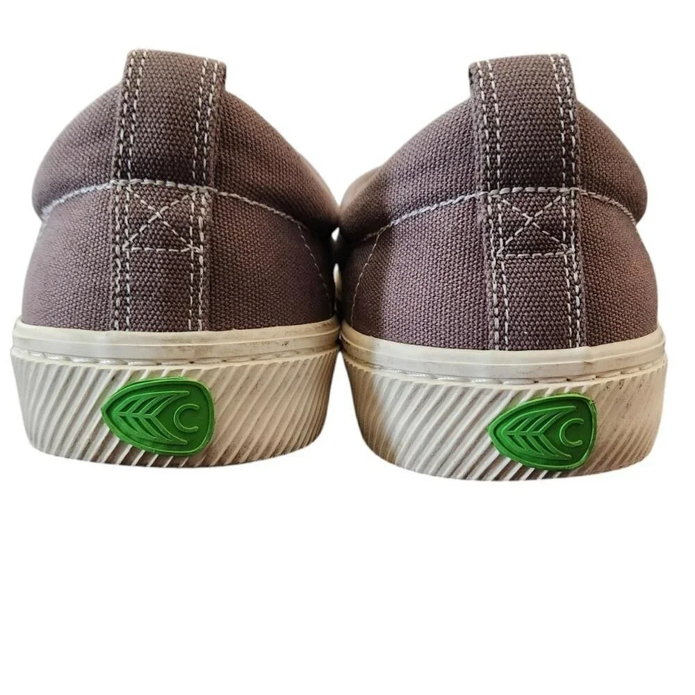 Cariuma OCA Low Sneakers Grey Unisex Men’s 10.5 / Women’s 12 Organic Cotton